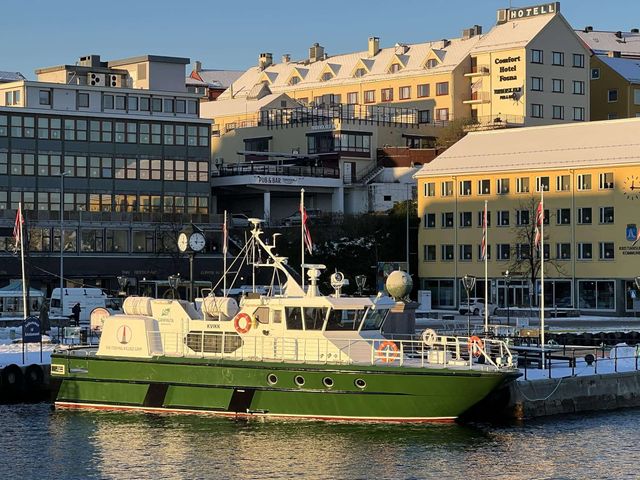 Båten "kvikk" ligger til kai i Kristiansund