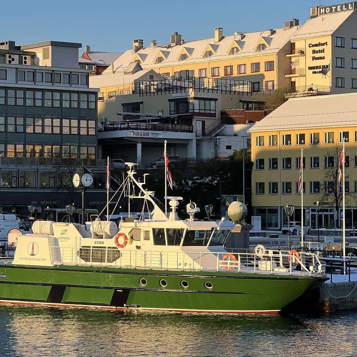 Båten "kvikk" ligger til kai i Kristiansund
